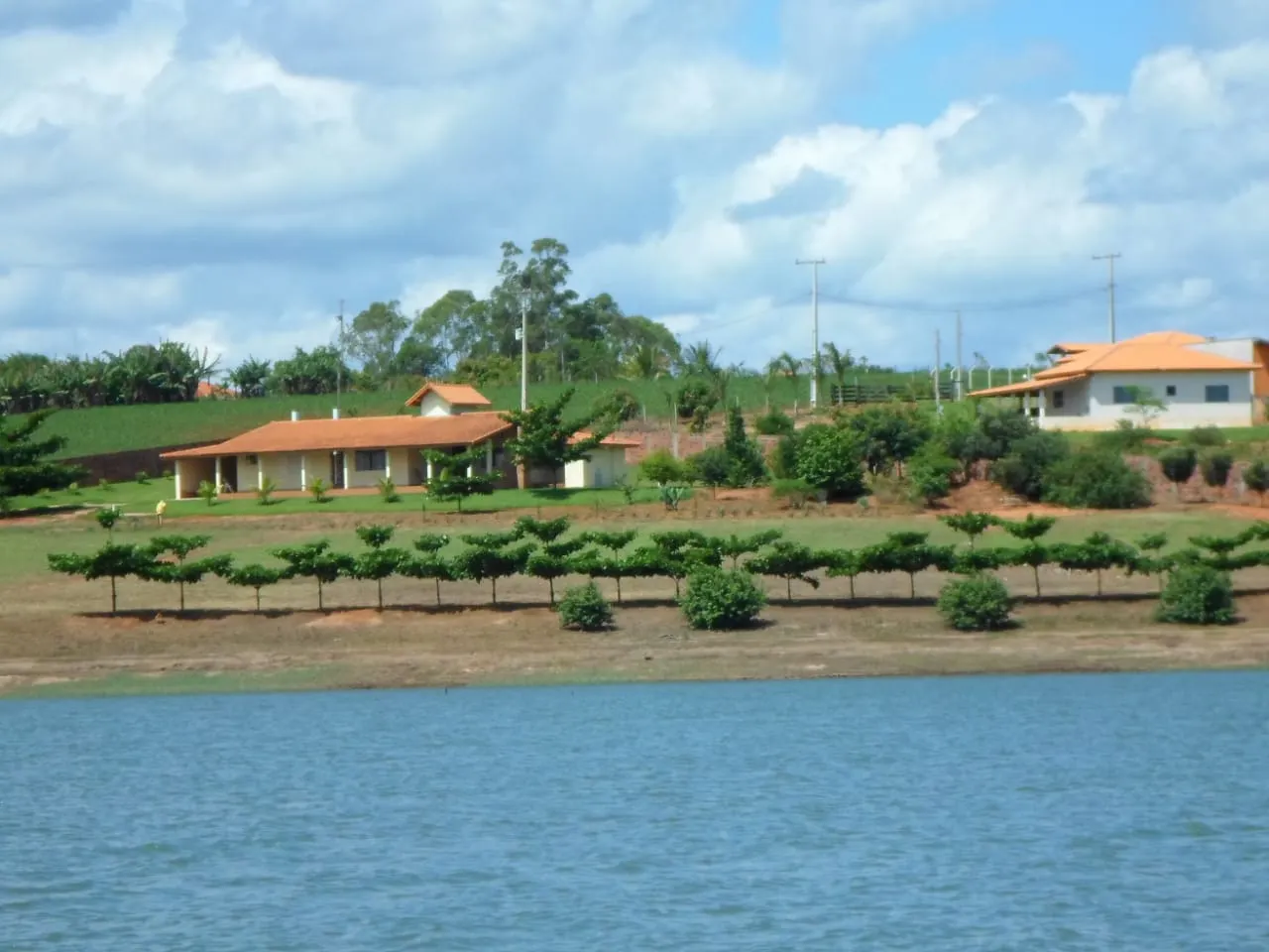 Chácara à venda de 6.050 m² em Barão de Antonina, SP, Brasil