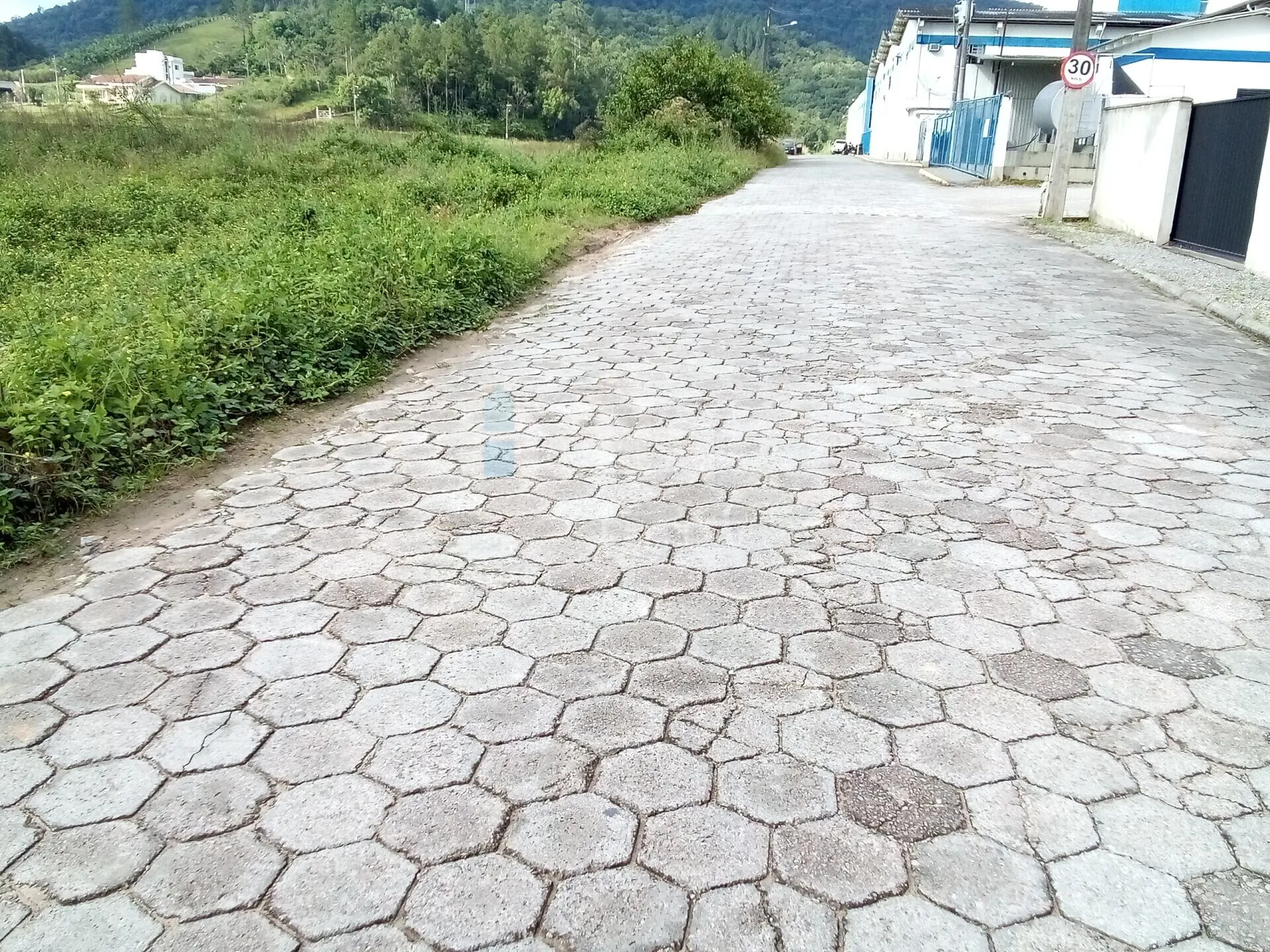 Terreno à venda de 1.395 m² em Guabiruba, SC, Brasil