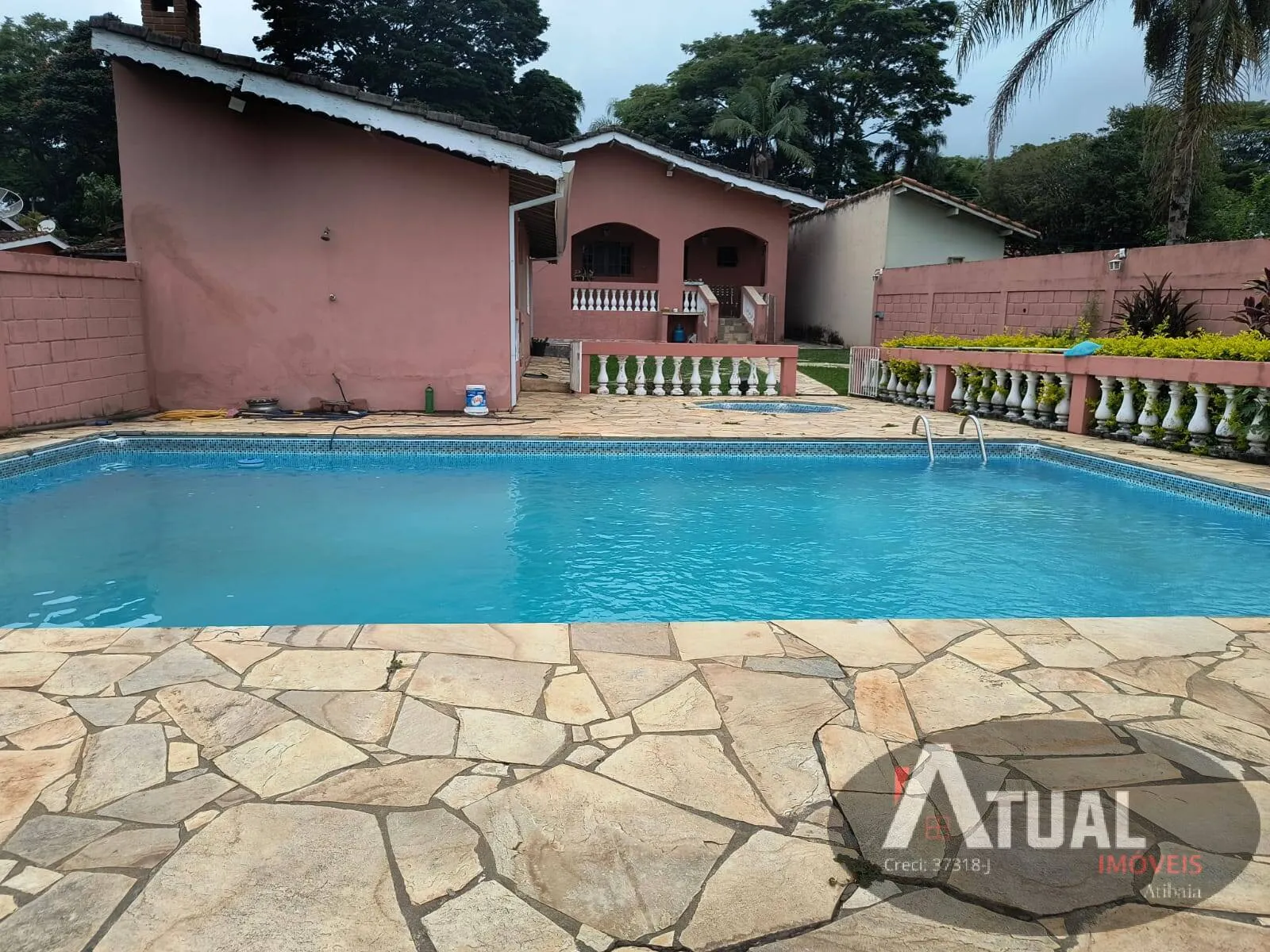 Chácara à venda de 960 m² em Atibaia, SP, Brasil