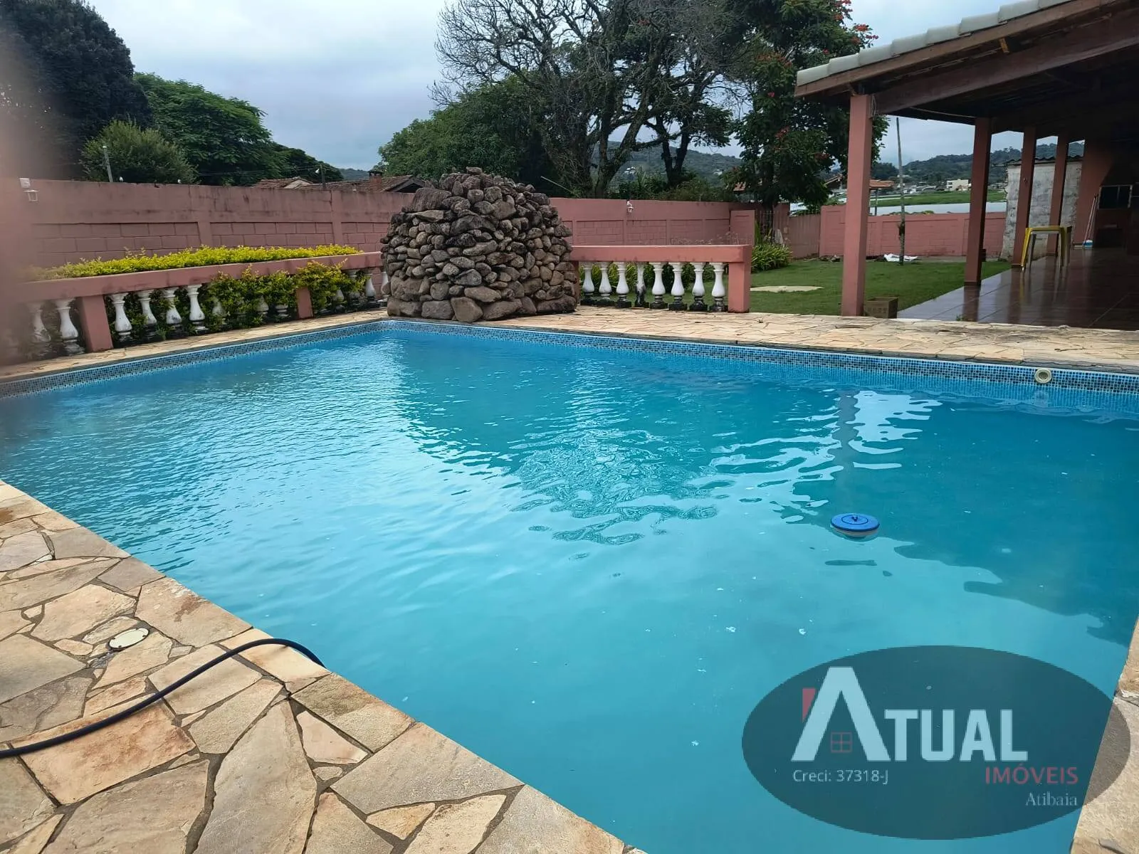 Chácara à venda de 960 m² em Atibaia, SP, Brasil
