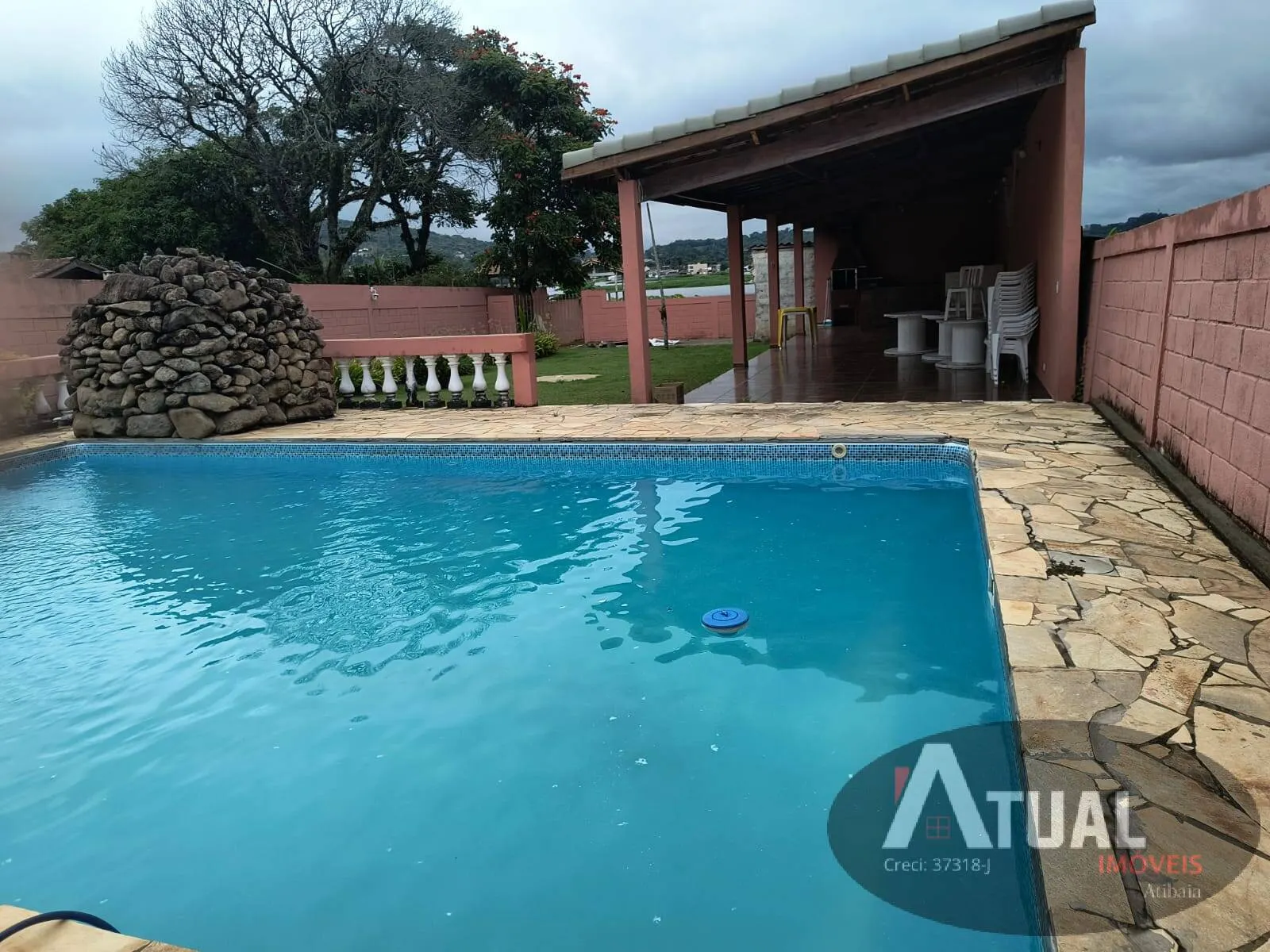 Chácara à venda de 960 m² em Atibaia, SP, Brasil