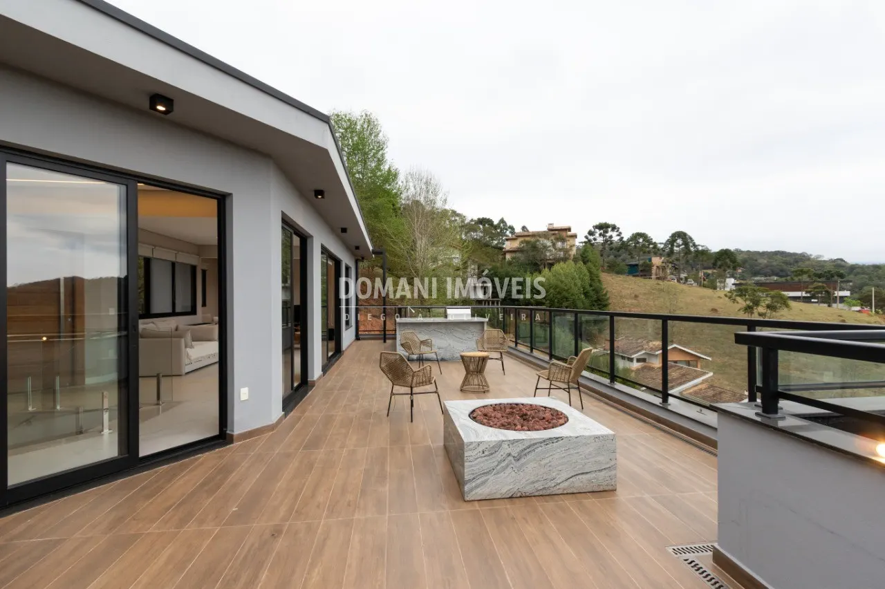 Casa à venda de 886 m² em Santo Antônio do Pinhal, SP, Brasil