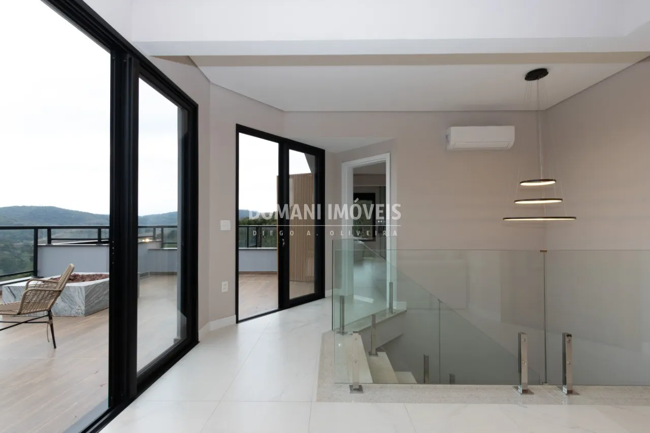 Casa à venda de 886 m² em Santo Antônio do Pinhal, SP, Brasil