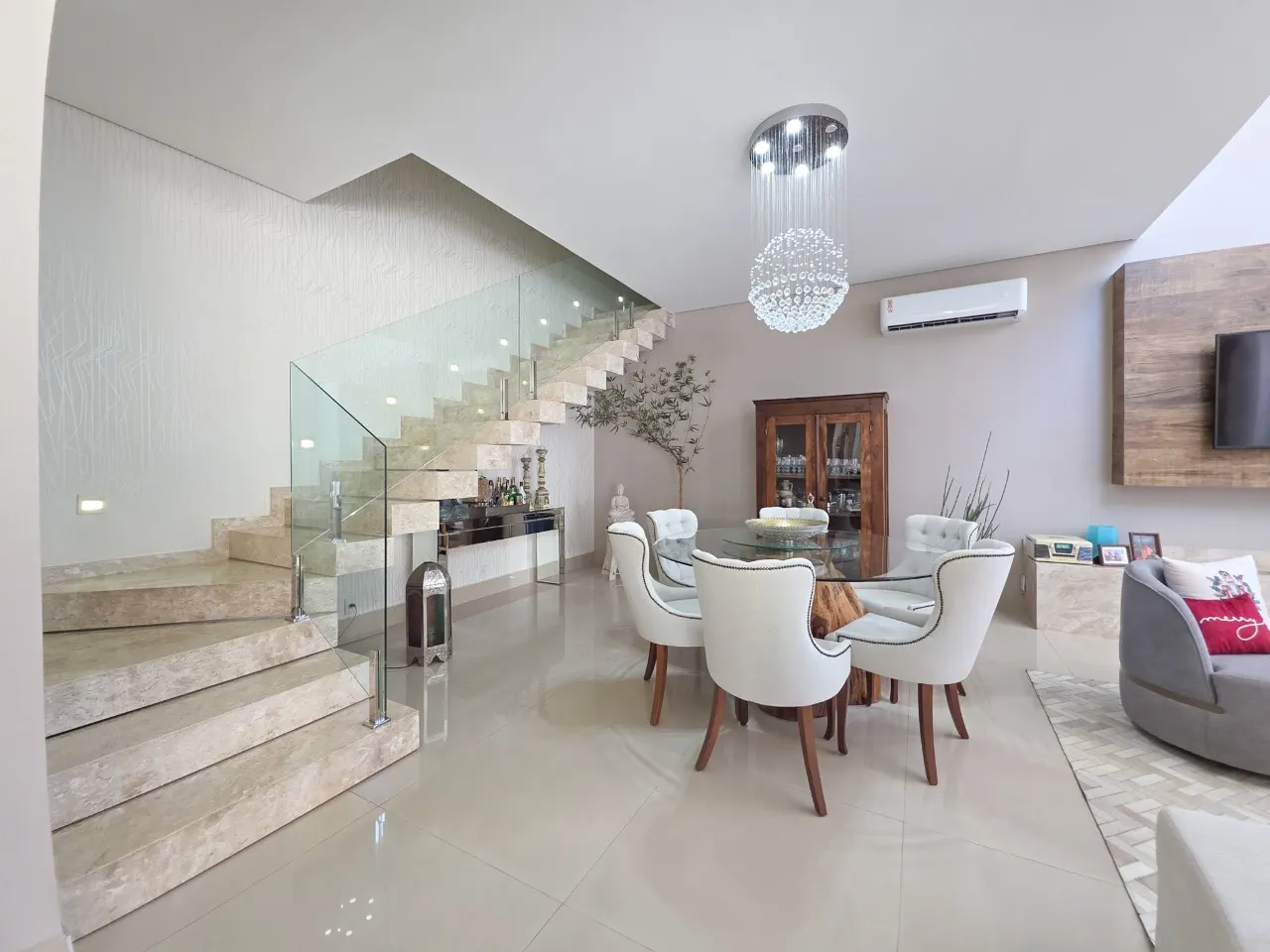 Casa à venda de 275 m² em Hortolândia, SP, Brasil