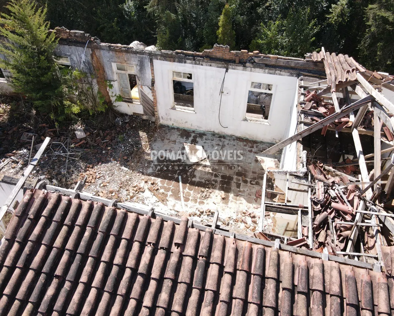Comercial à venda de 8.300 m² em Campos do Jordão, SP, Brasil