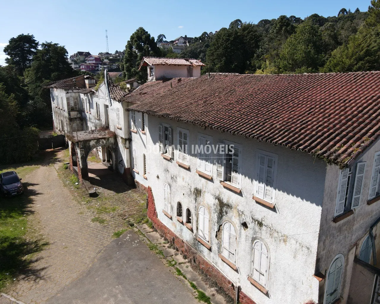 Comercial à venda de 8.300 m² em Campos do Jordão, SP, Brasil