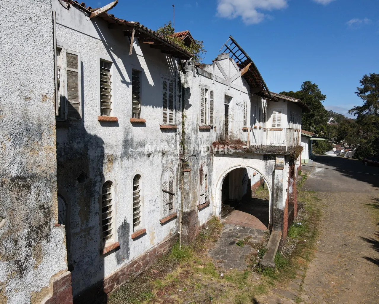 Comercial à venda de 8.300 m² em Campos do Jordão, SP, Brasil