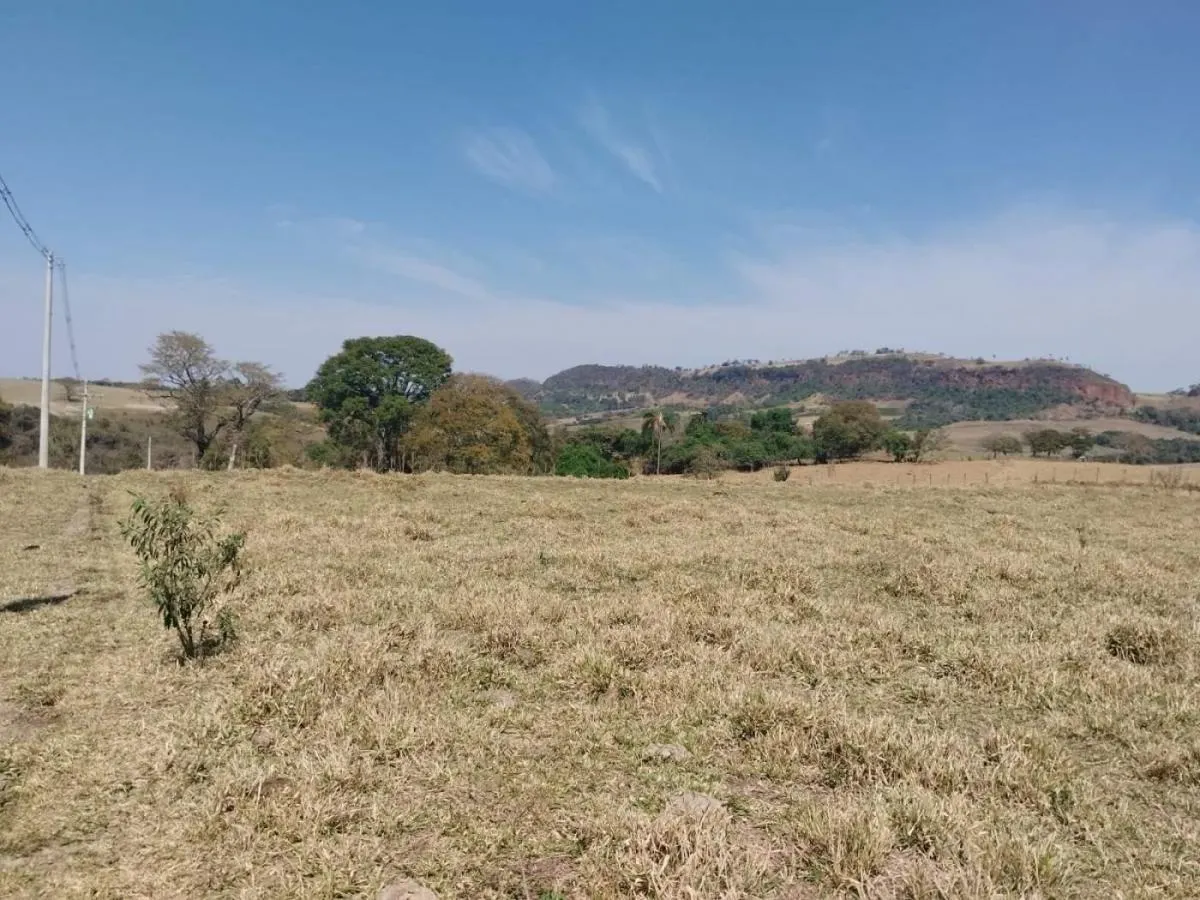 Small farm for sale of 63 acres in Cássia dos Coqueiros, SP, Brazil