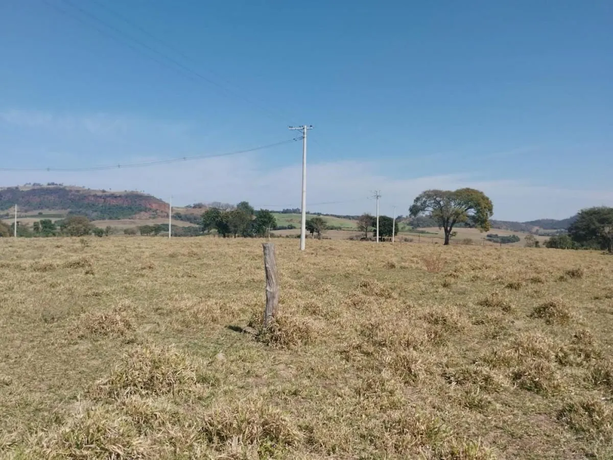 Small farm for sale of 63 acres in Cássia dos Coqueiros, SP, Brazil