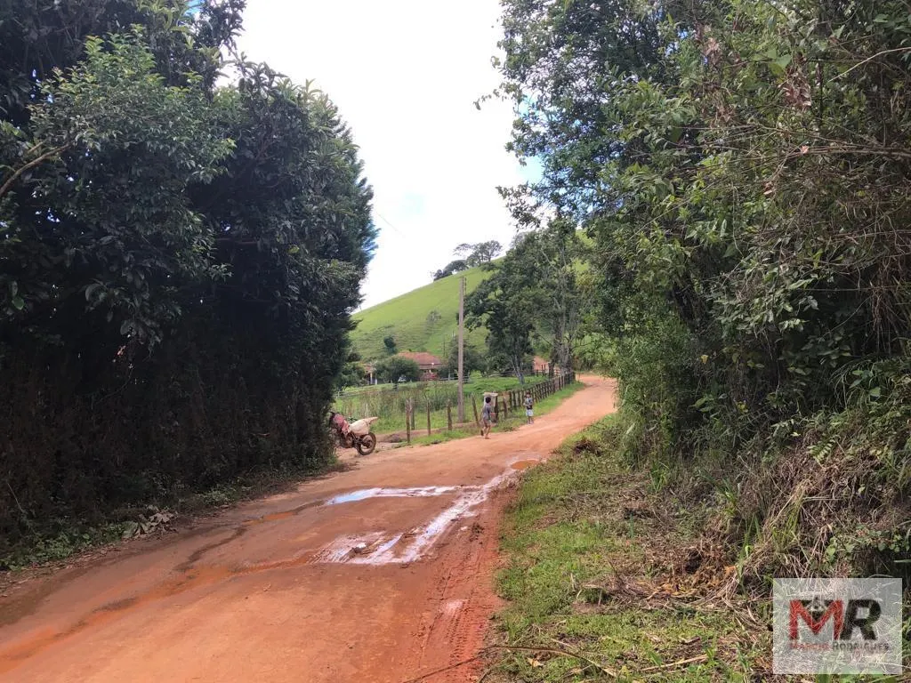 Chácara à venda de 4.000 m² em Camanducaia, MG, Brasil