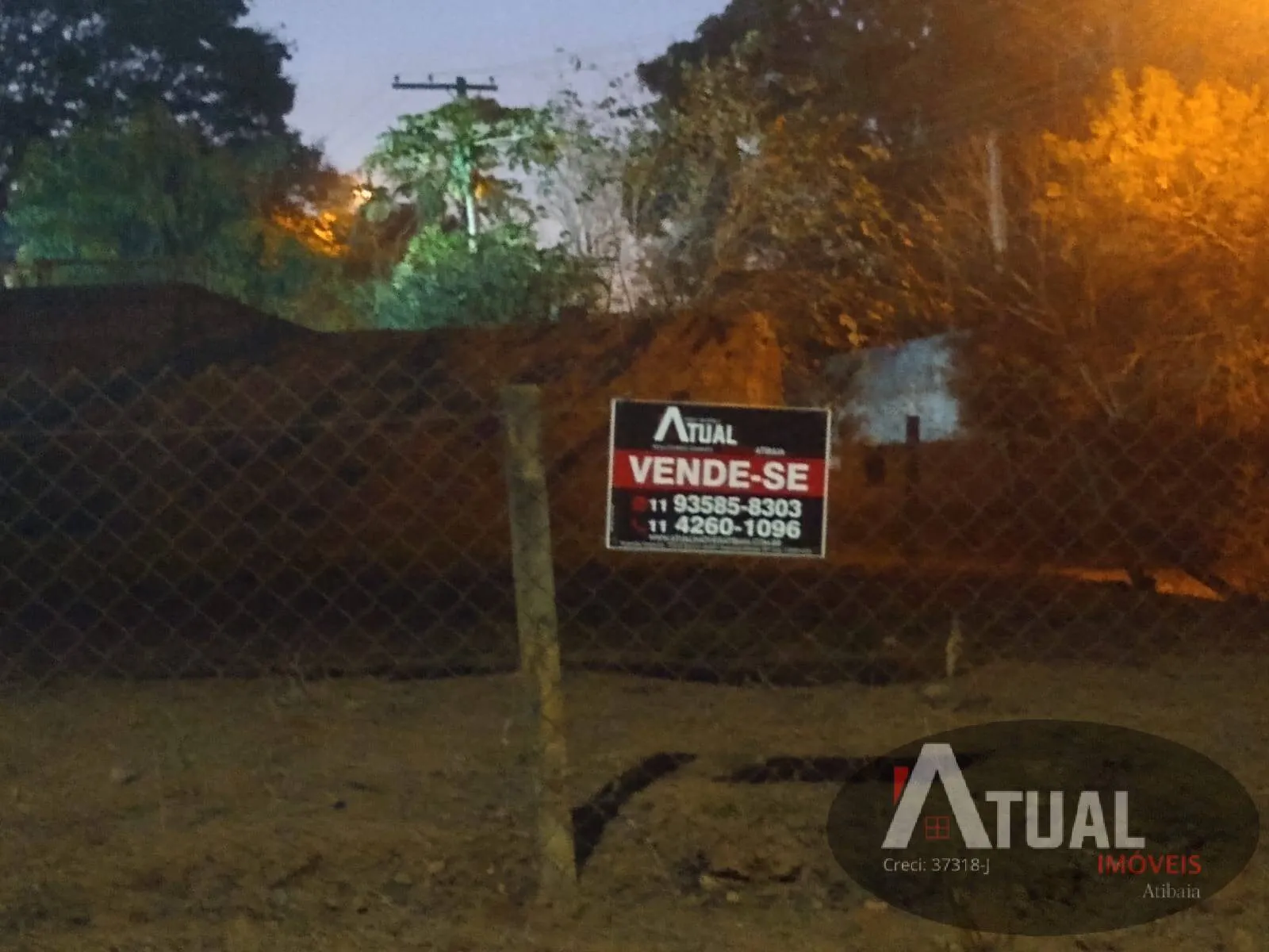 Terreno à venda de 510 m² em Atibaia, SP, Brasil