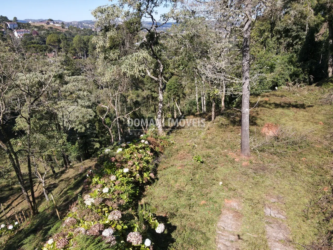 Terreno à venda de 2.060 m² em Campos do Jordão, SP, Brasil