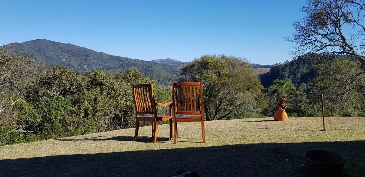 Pousada à venda de 10 ha em Santo Antônio do Pinhal, SP, Brasil