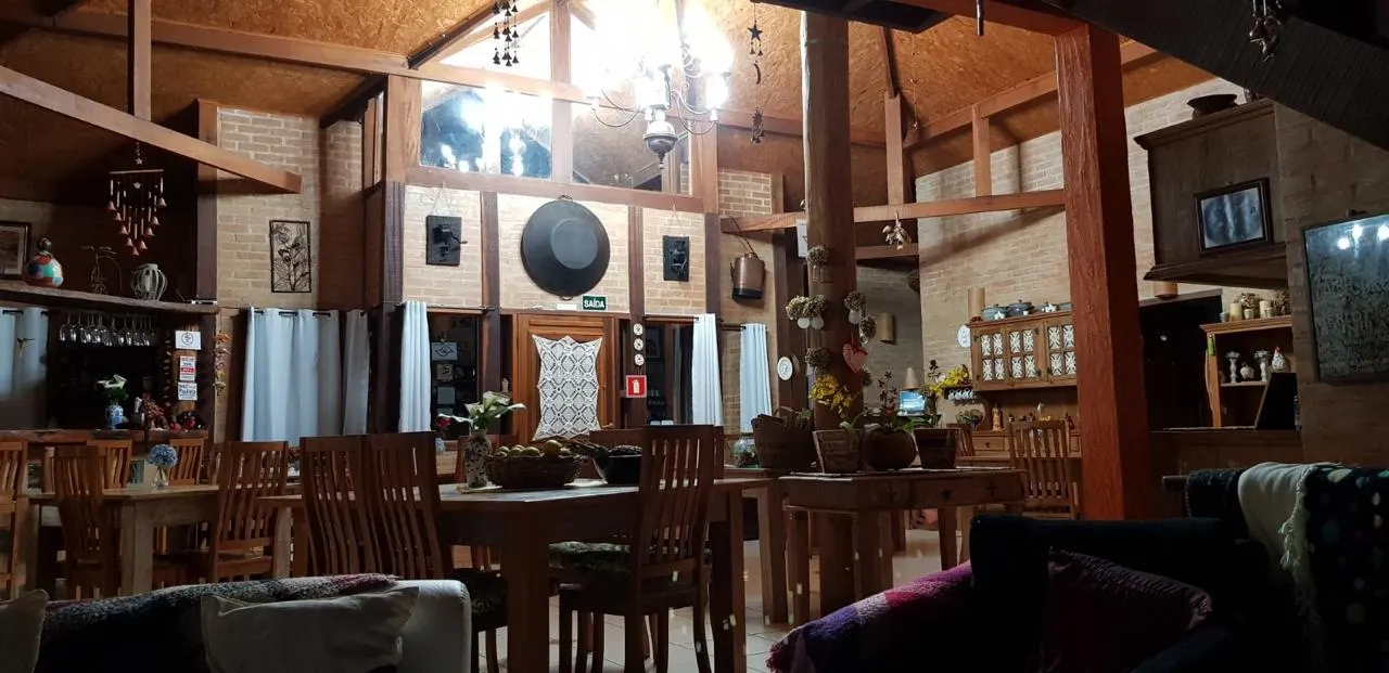Pousada à venda de 10 ha em Santo Antônio do Pinhal, SP, Brasil