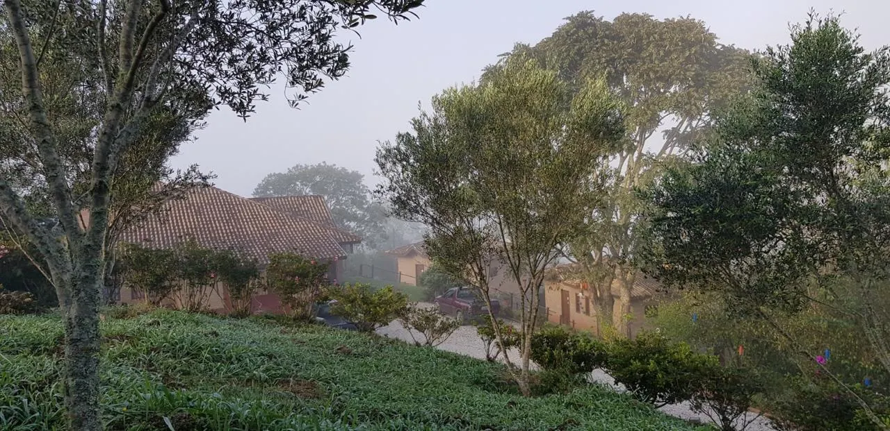 Pousada à venda de 10 ha em Santo Antônio do Pinhal, SP, Brasil