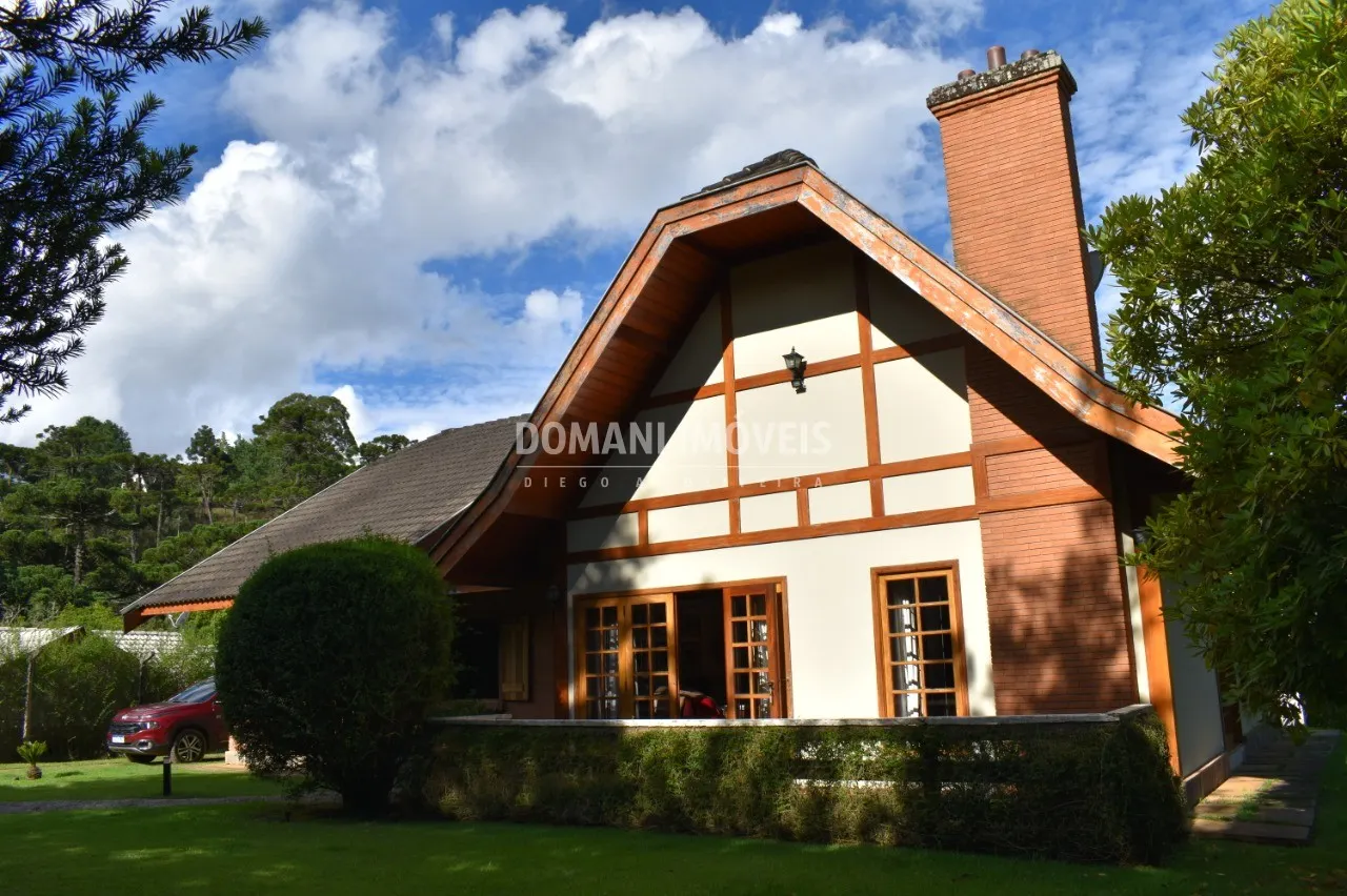 House for sale of 2,220 m² in Campos do Jordão, SP, Brazil