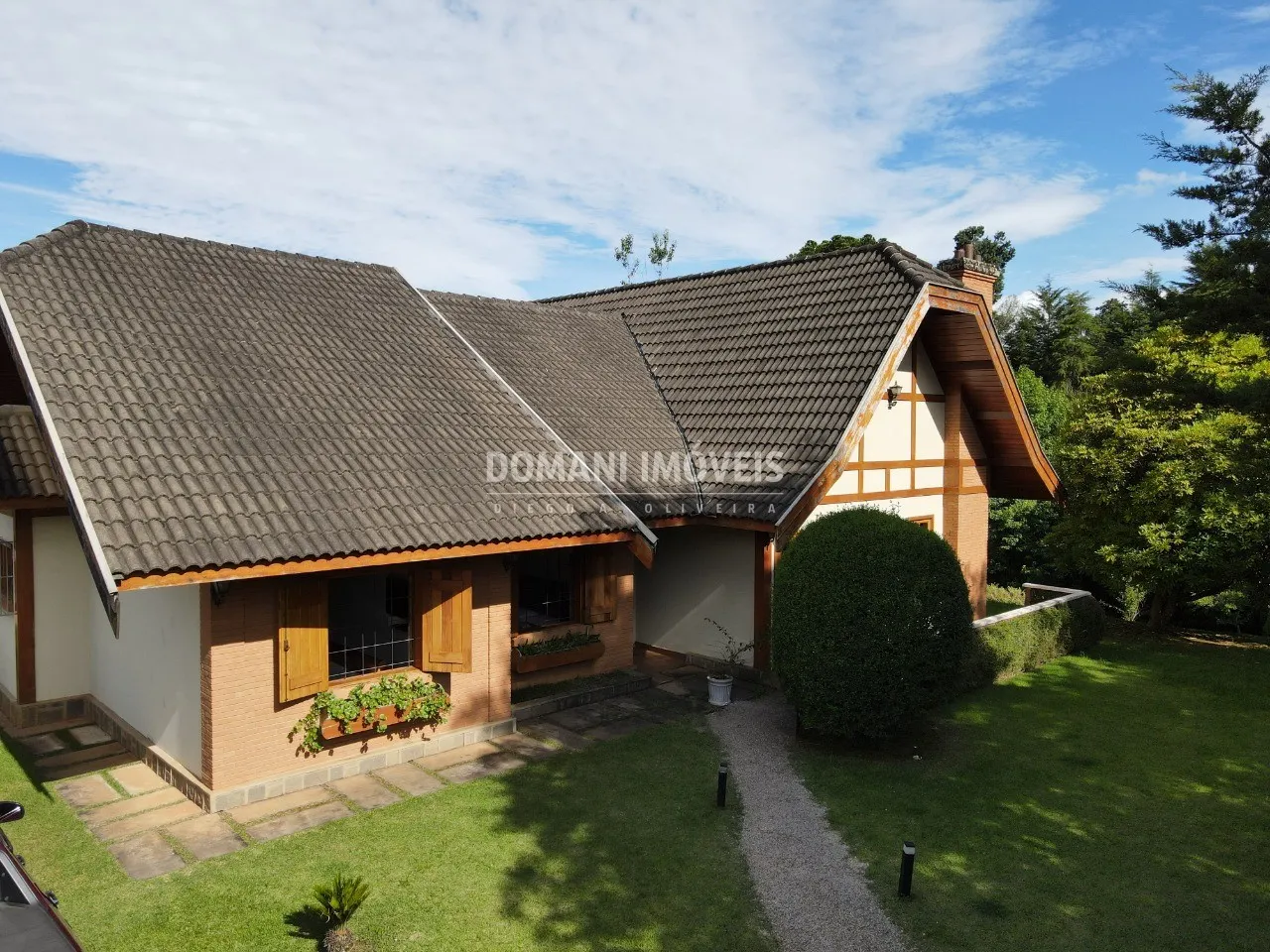 House for sale of 2,220 m² in Campos do Jordão, SP, Brazil