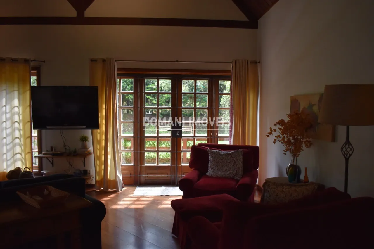 House for sale of 2,220 m² in Campos do Jordão, SP, Brazil