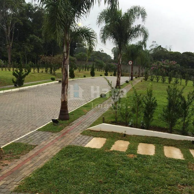 Terreno à venda de 840 m² em Brusque, SC, Brasil