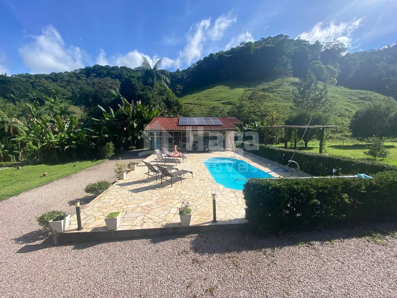 Fazenda à venda de 13 ha em Nova Trento, SC, Brasil