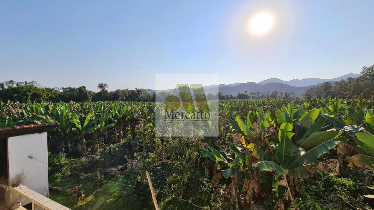 Chácara à venda de 400 m² em Miracatu, SP, Brasil