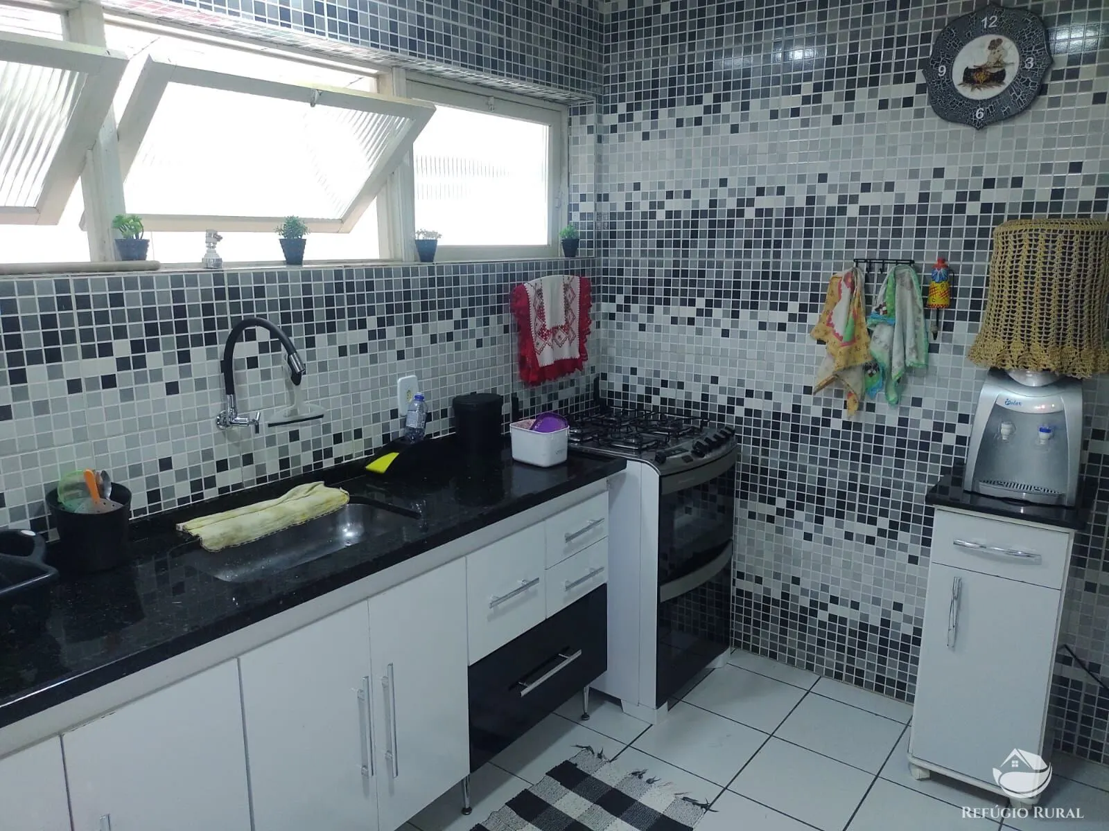 Country home for sale of 2,000 m² in Igaratá, SP, Brazil