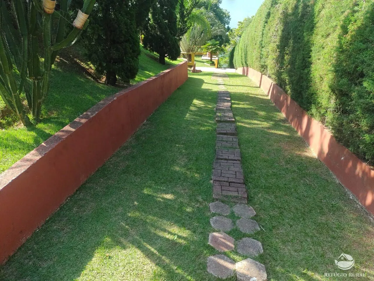 Country home for sale of 2,000 m² in Igaratá, SP, Brazil