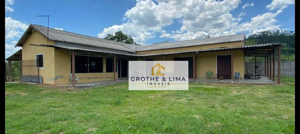 Chácara à venda de 3.500 m² em Jacareí, SP, Brasil