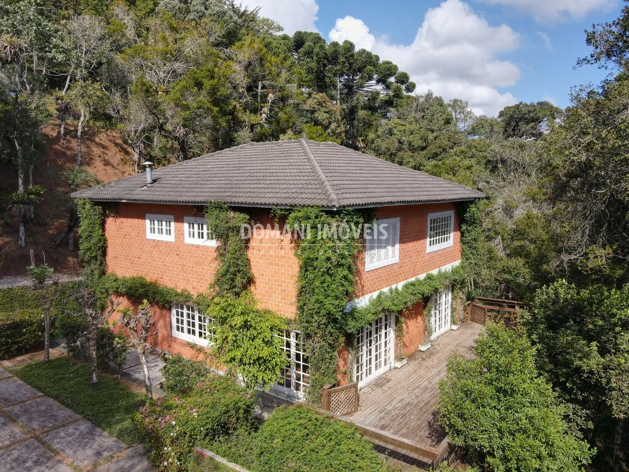 House for sale of 3 acres in Campos do Jordão, SP, Brazil