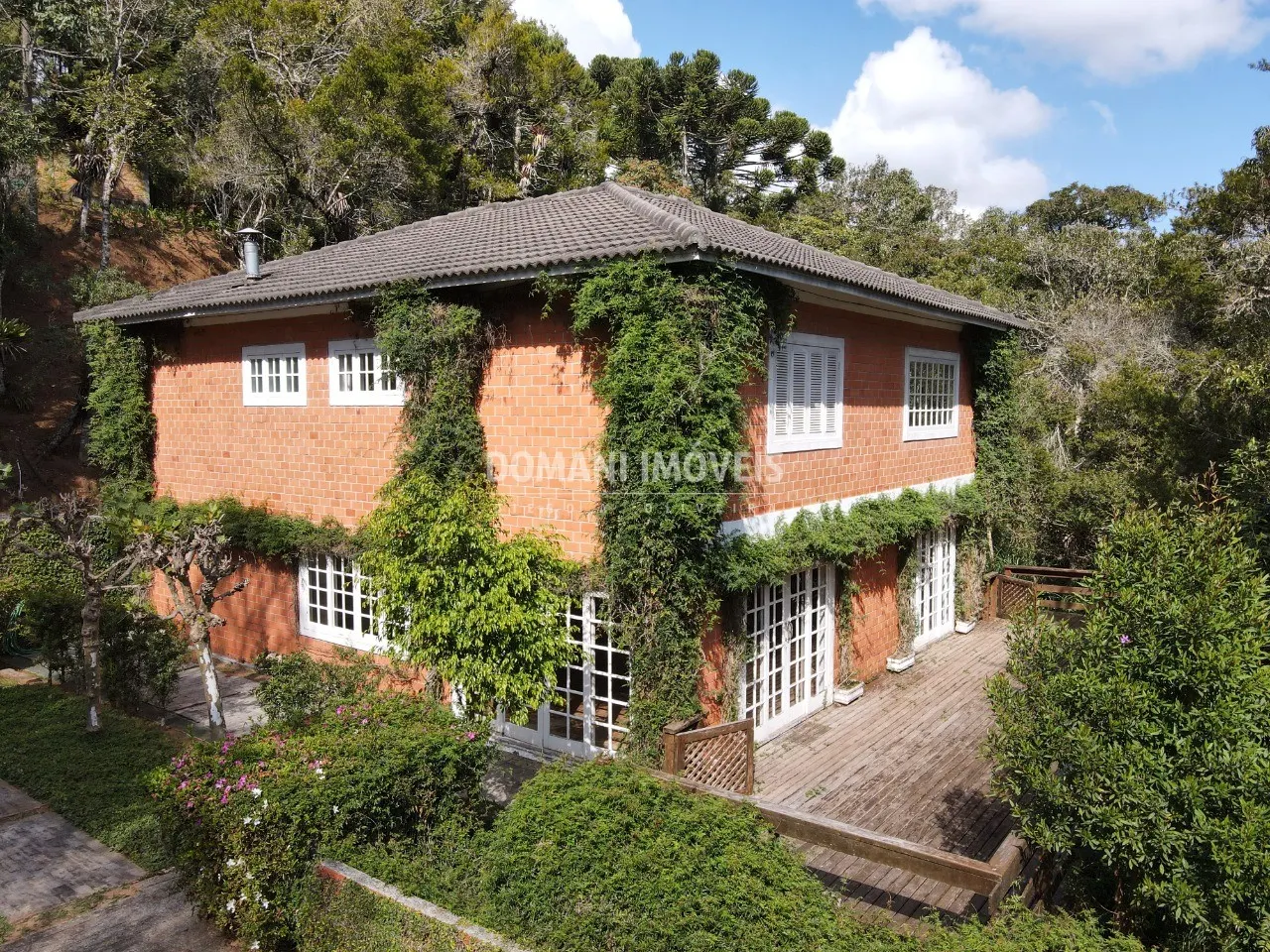 House for sale of 3 acres in Campos do Jordão, SP, Brazil