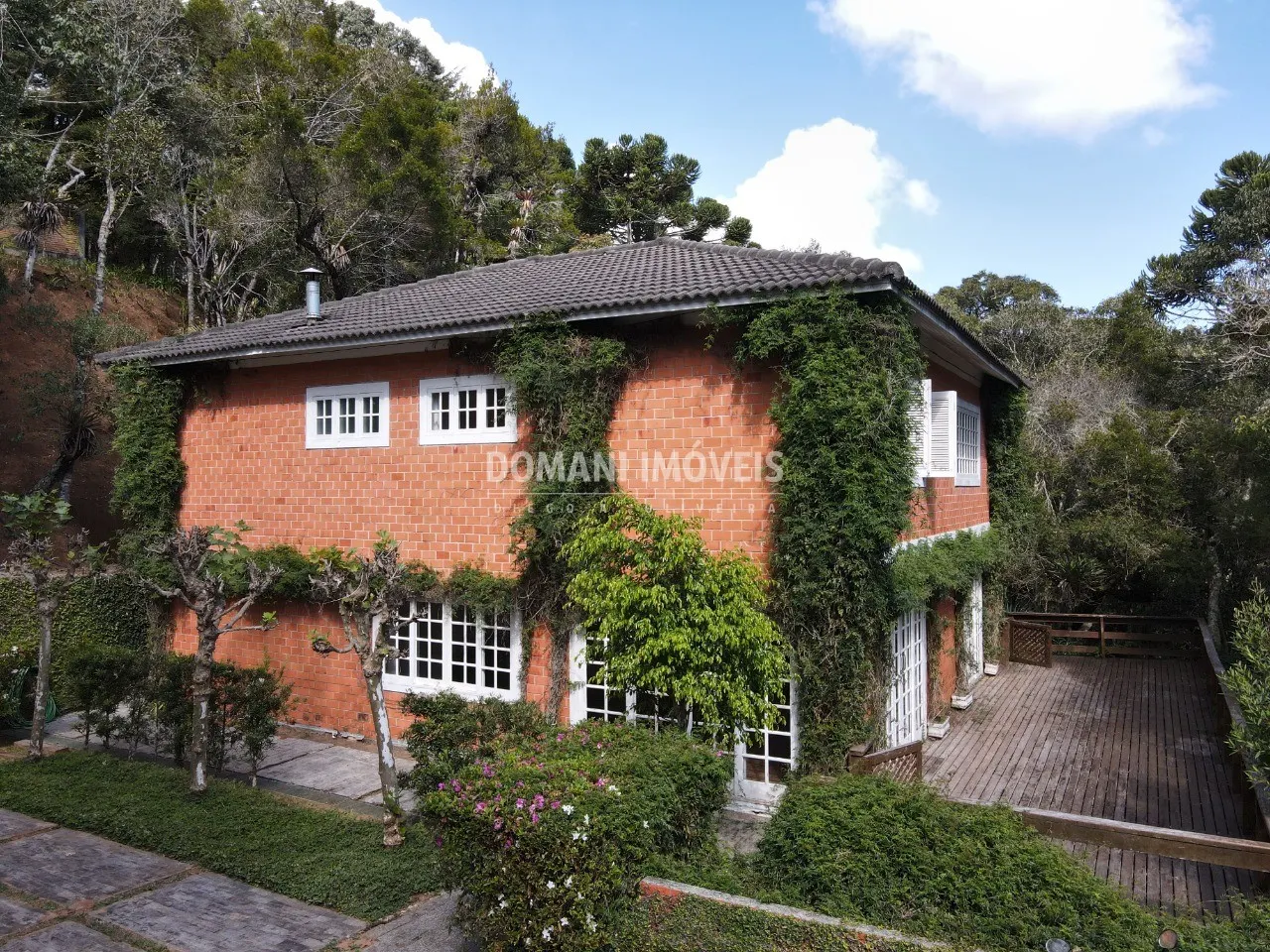 House for sale of 3 acres in Campos do Jordão, SP, Brazil