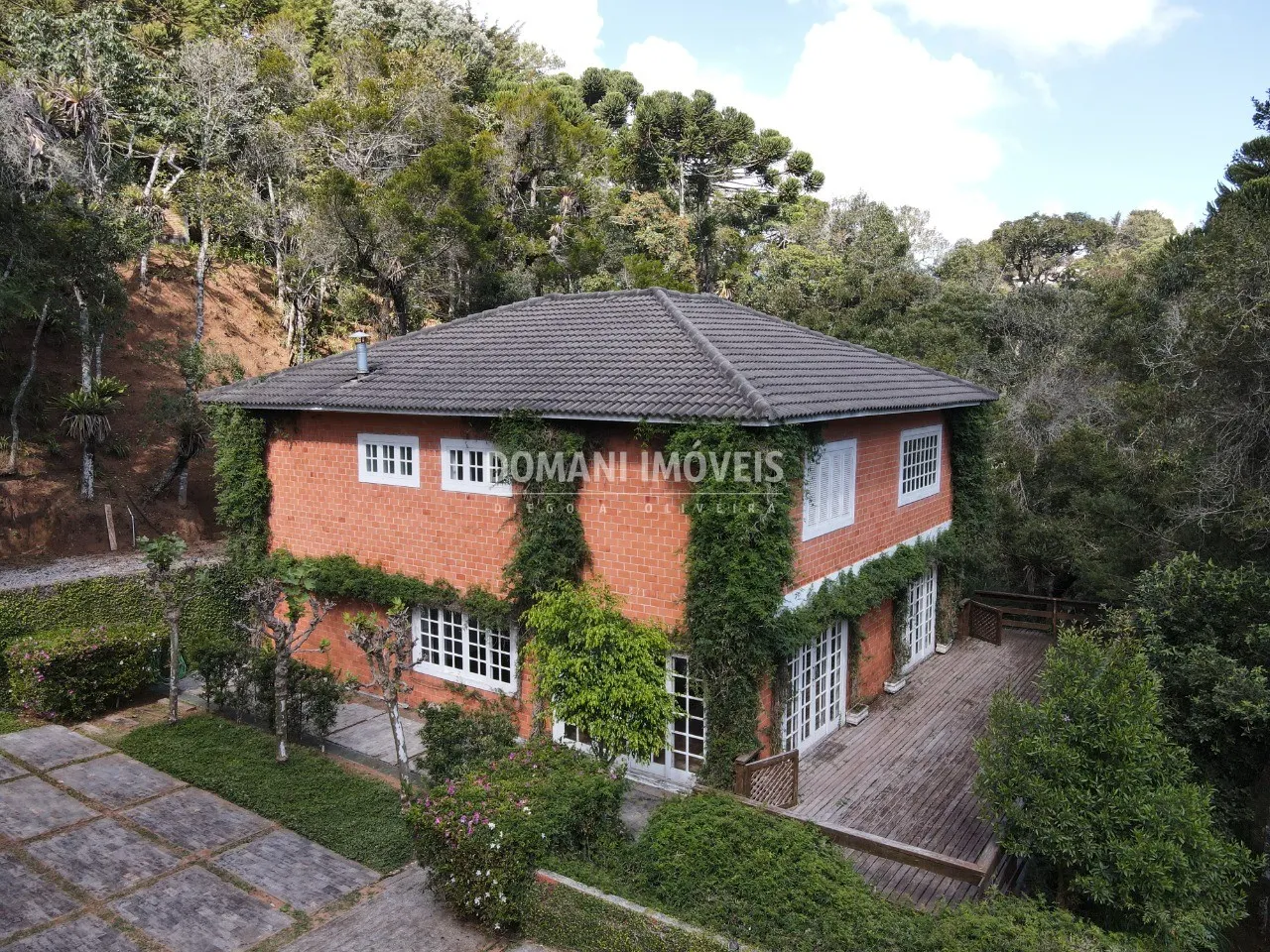 House for sale of 3 acres in Campos do Jordão, SP, Brazil