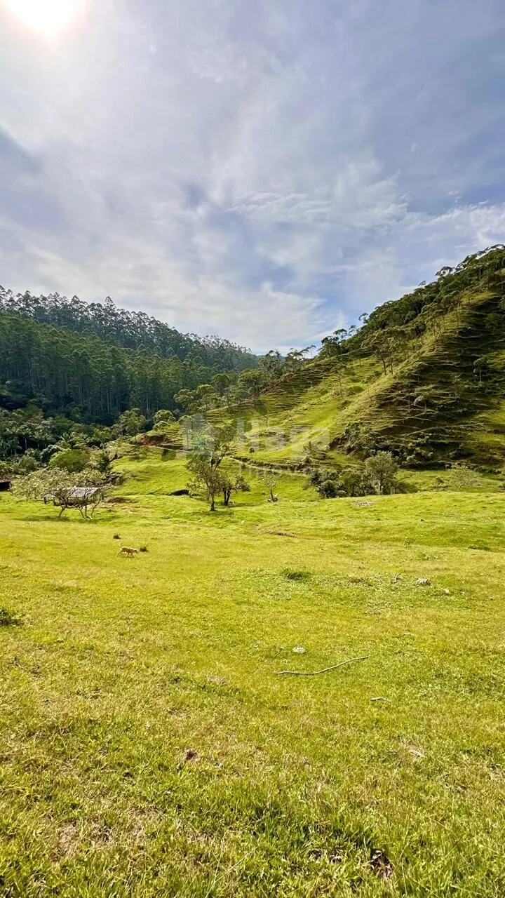 Fazenda à venda de 30 ha em Nova Trento, SC, Brasil