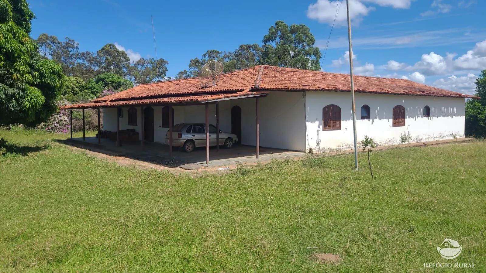 Fazenda à venda de 3.250 ha em Varjão de MInas, MG, Brasil