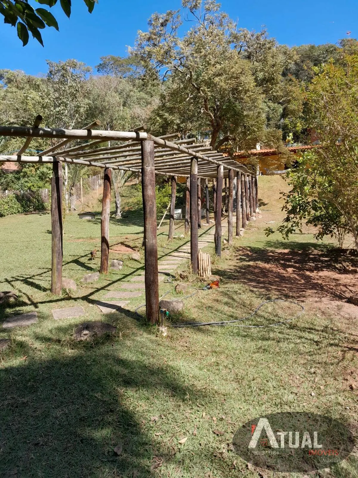 Chácara à venda de 2.000 m² em Nazaré Paulista, SP, Brasil