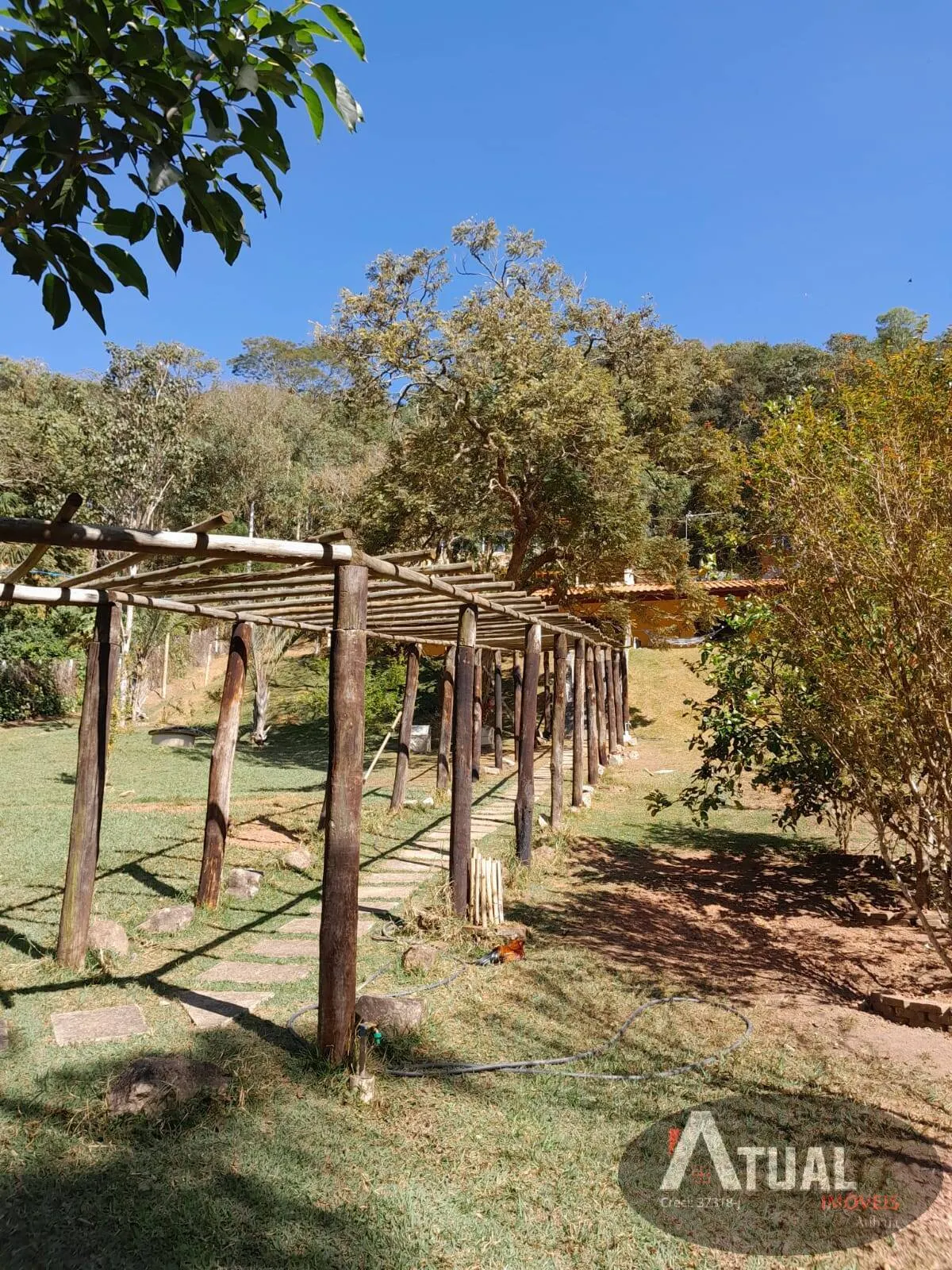Chácara à venda de 2.000 m² em Nazaré Paulista, SP, Brasil