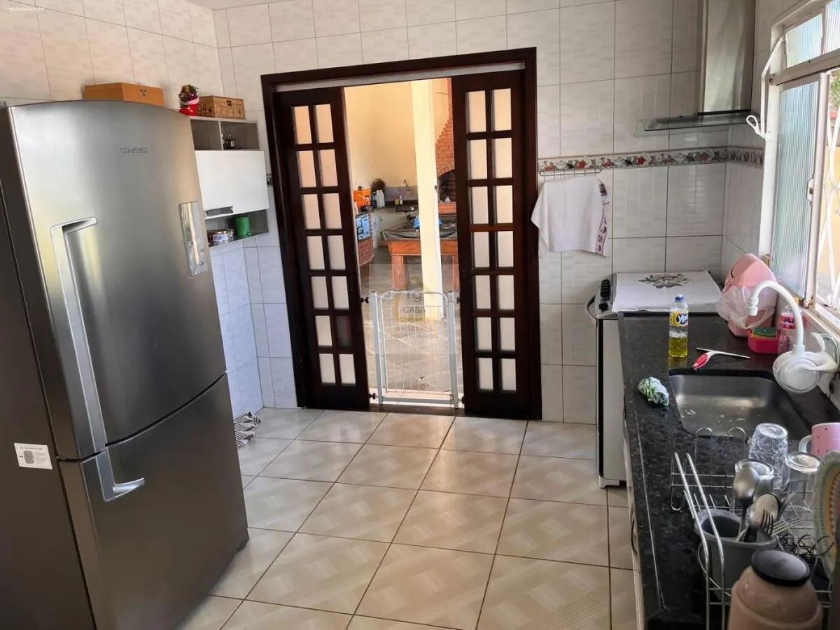 Country home for sale of 1,000 m² in Biritiba-Mirim, SP, Brazil