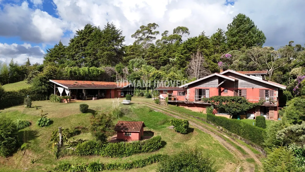 House for sale of 1 acres in Campos do Jordão, SP, Brazil