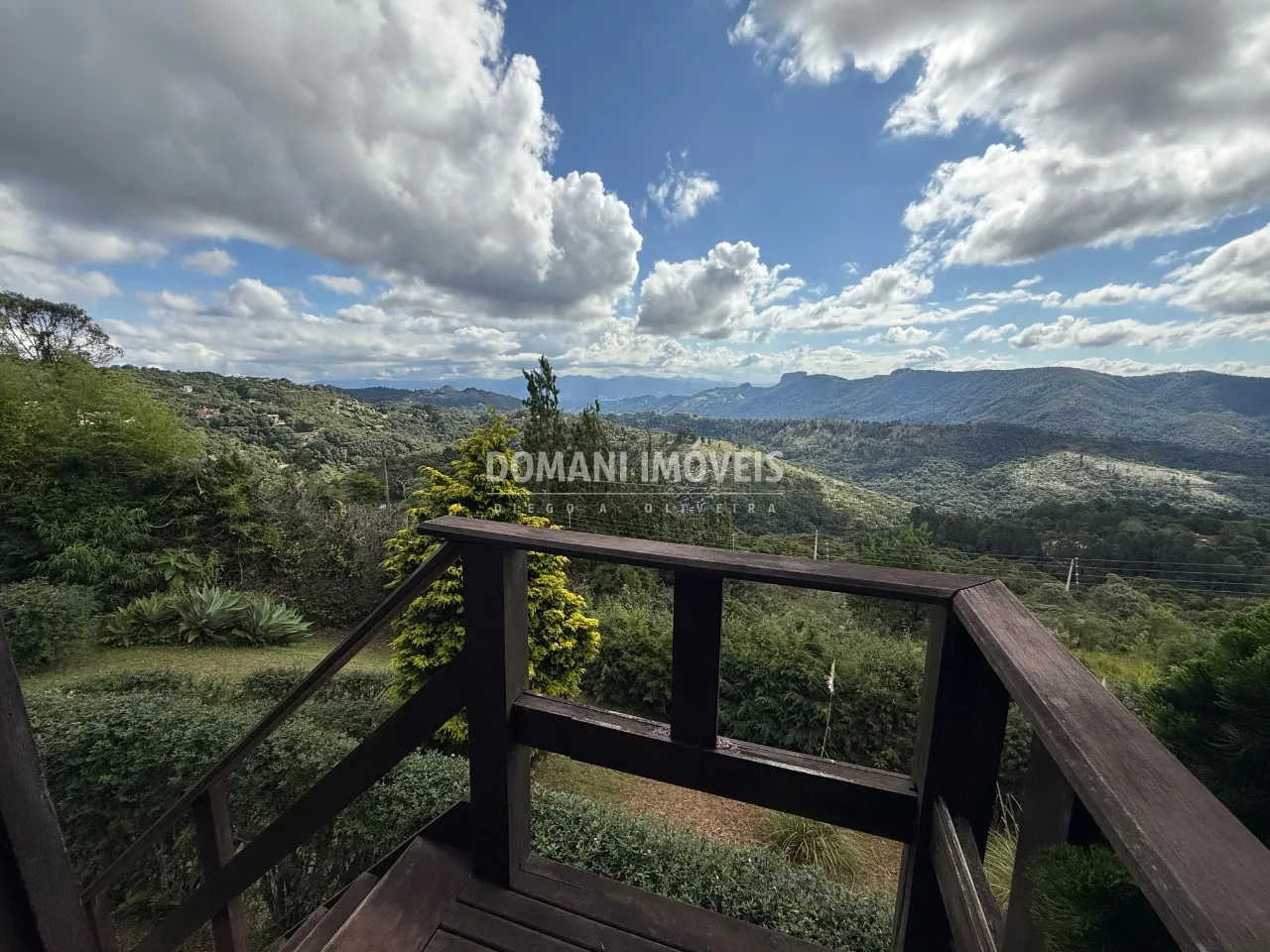 House for sale of 1 acres in Campos do Jordão, SP, Brazil