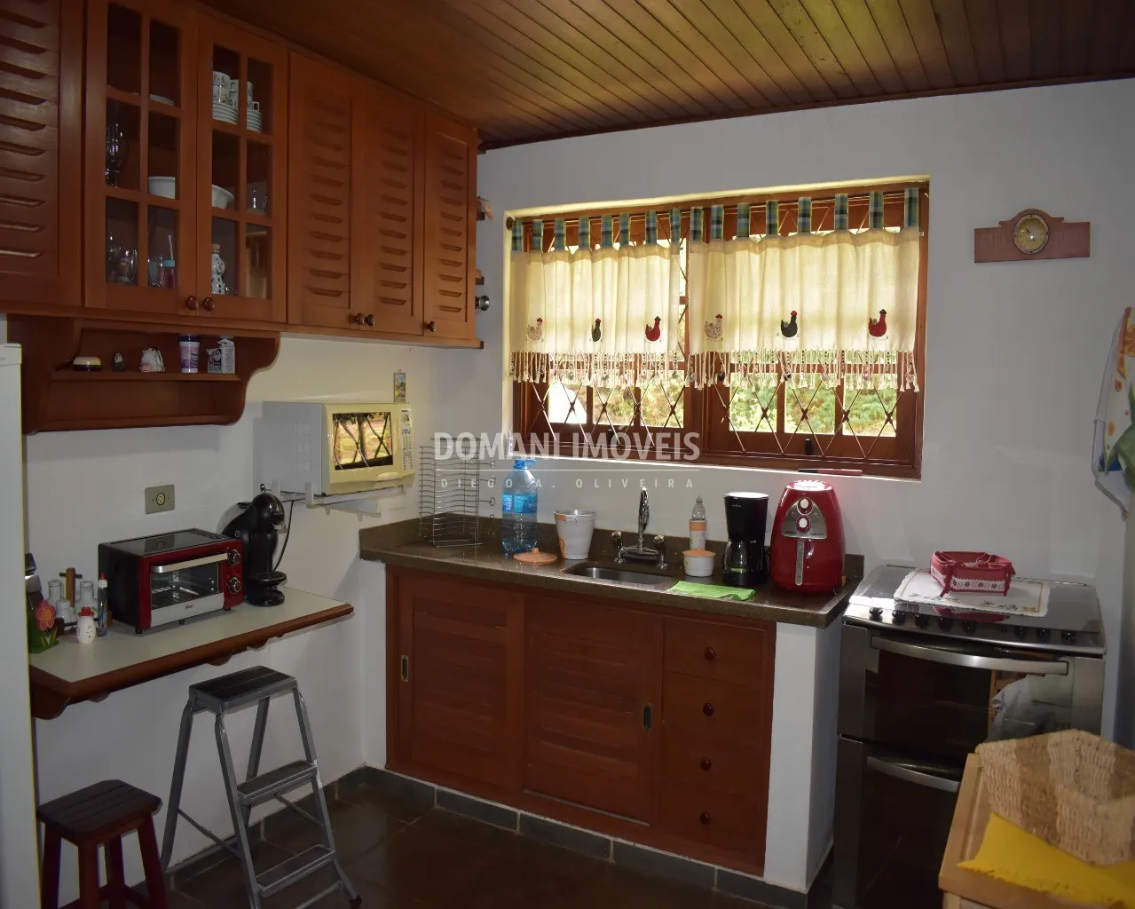 Casa à venda de 2.600 m² em Campos do Jordão, SP, Brasil