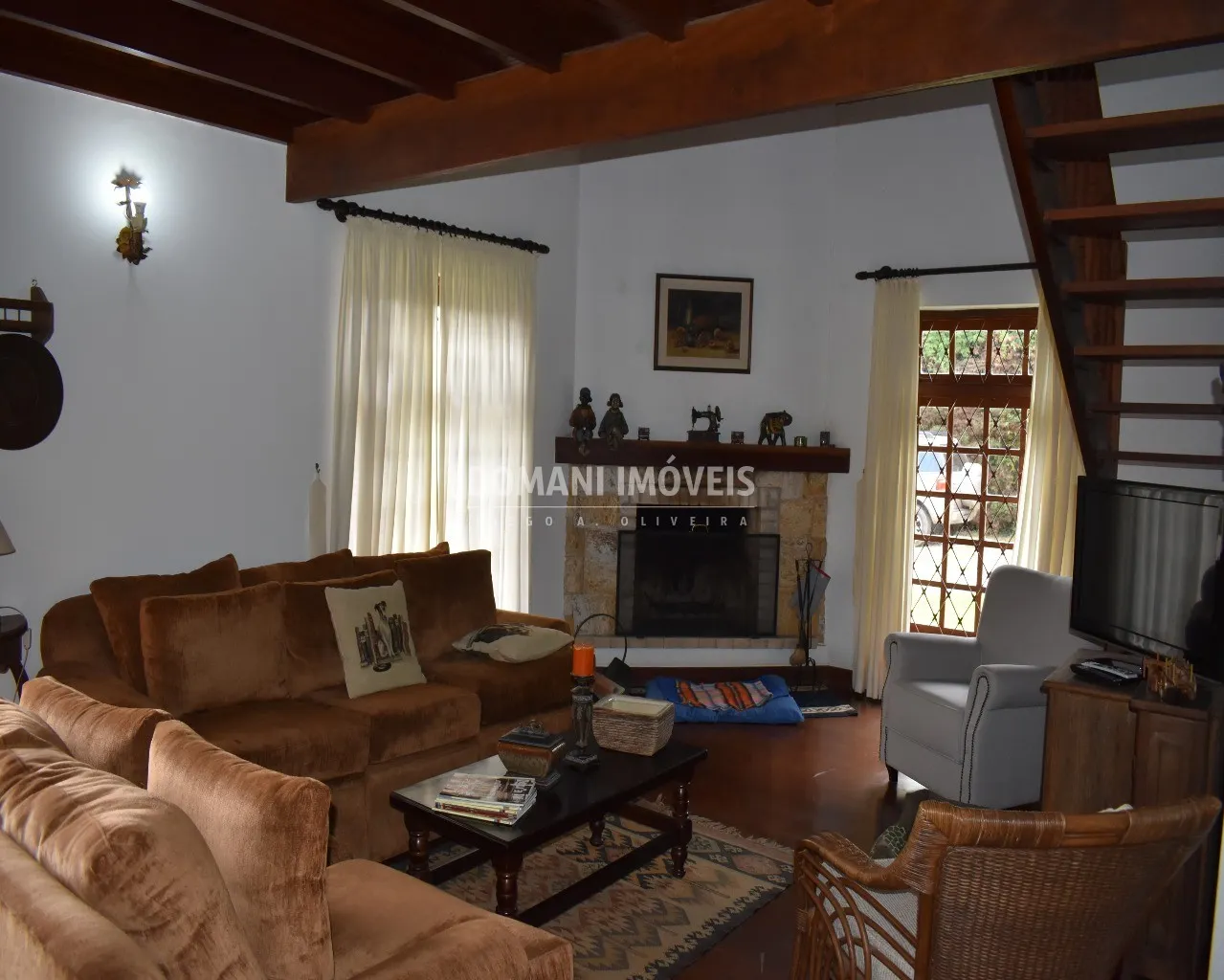 Casa à venda de 2.600 m² em Campos do Jordão, SP, Brasil