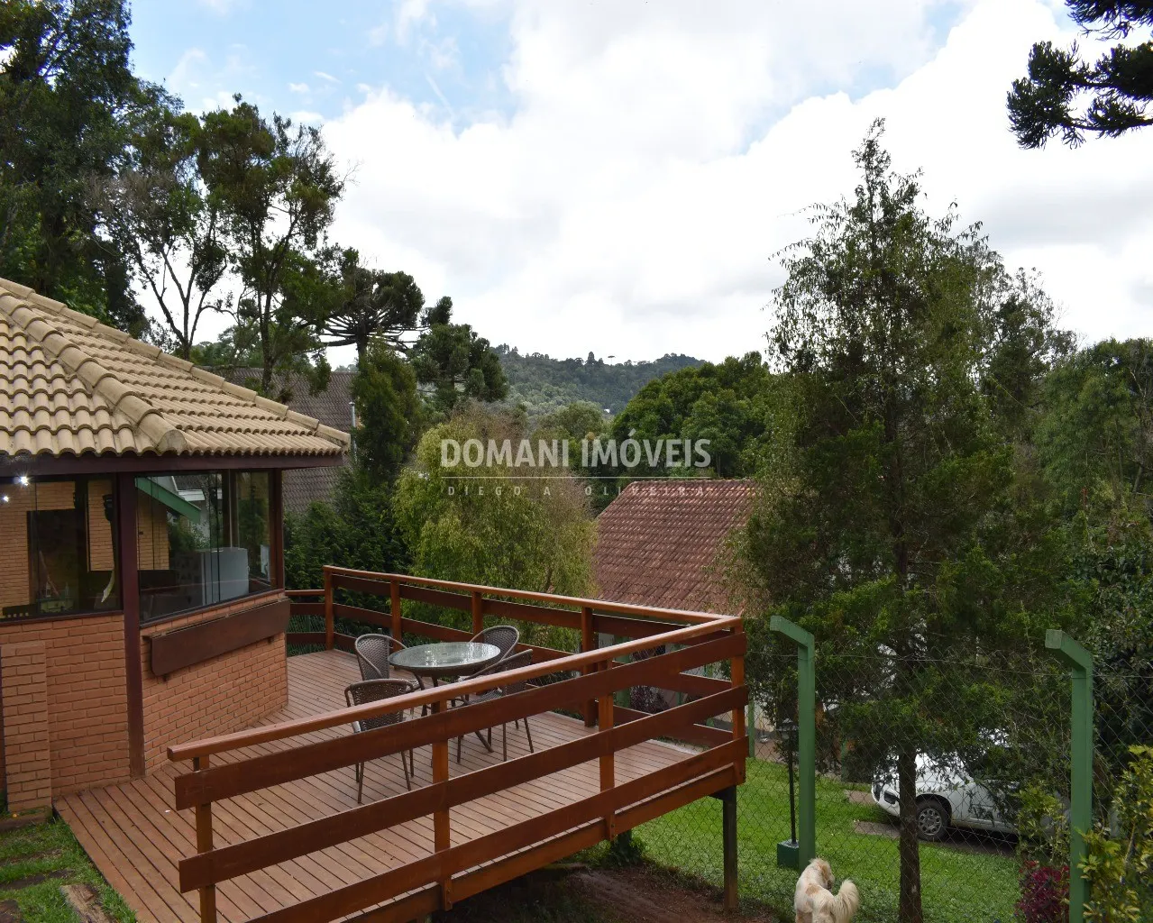 Casa à venda de 2.600 m² em Campos do Jordão, SP, Brasil