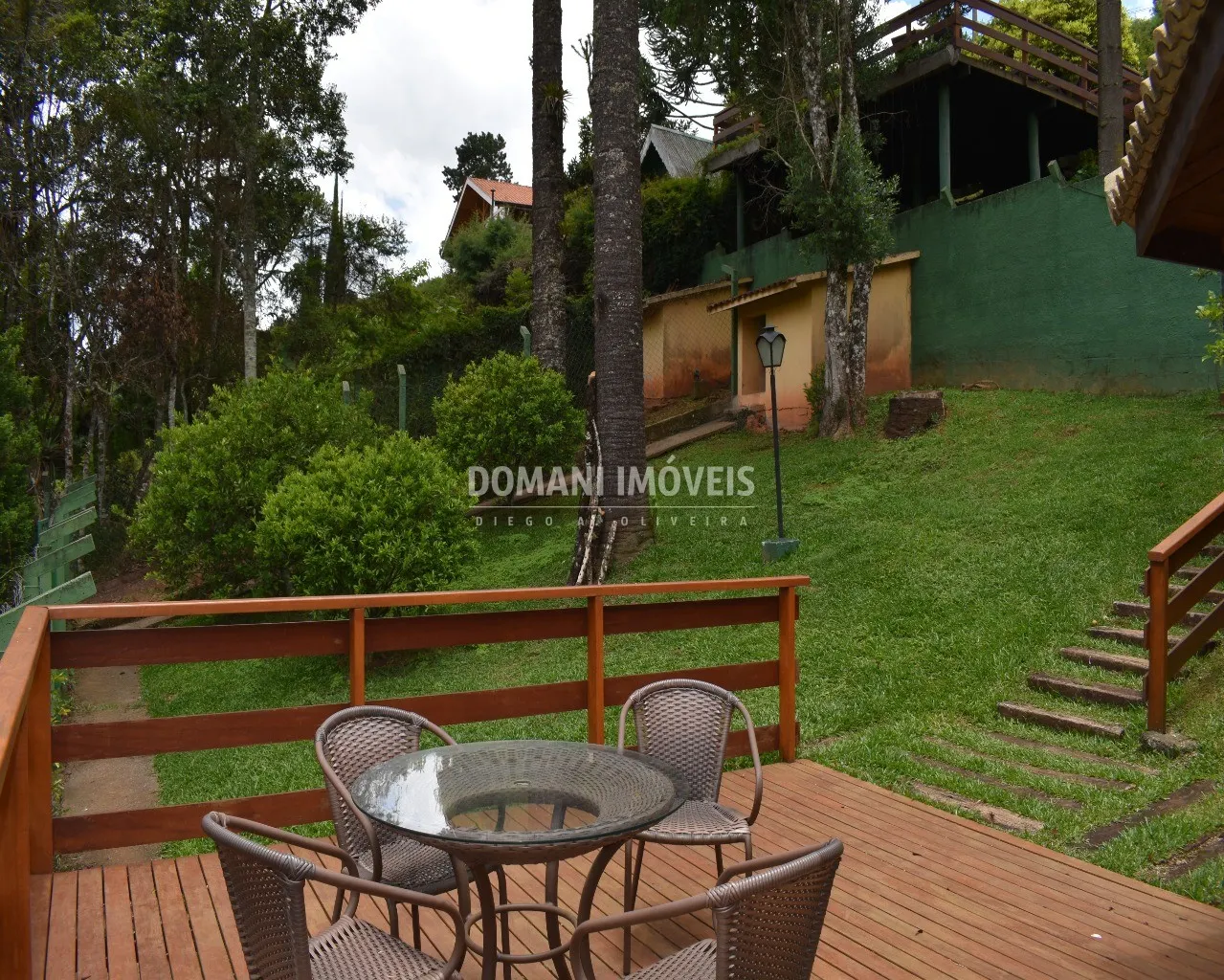 Casa à venda de 2.600 m² em Campos do Jordão, SP, Brasil