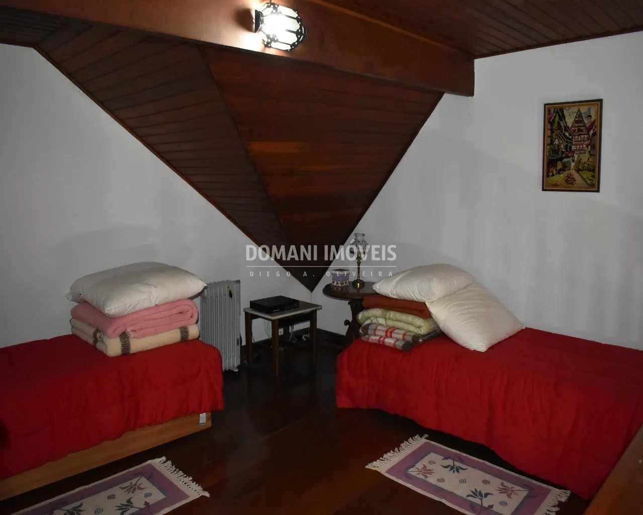 Casa à venda de 2.600 m² em Campos do Jordão, SP, Brasil