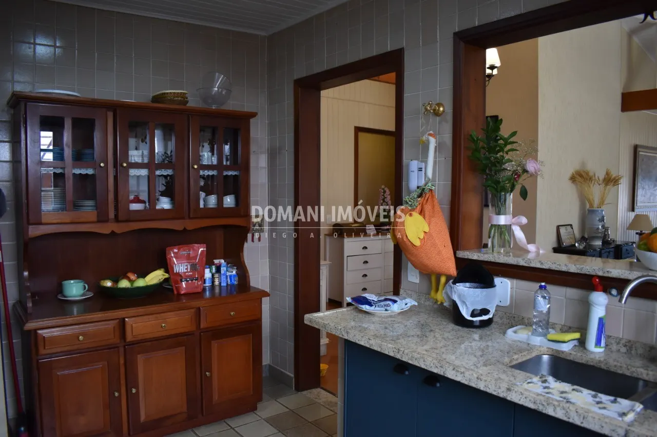 Casa à venda de 1.210 m² em Campos do Jordão, SP, Brasil