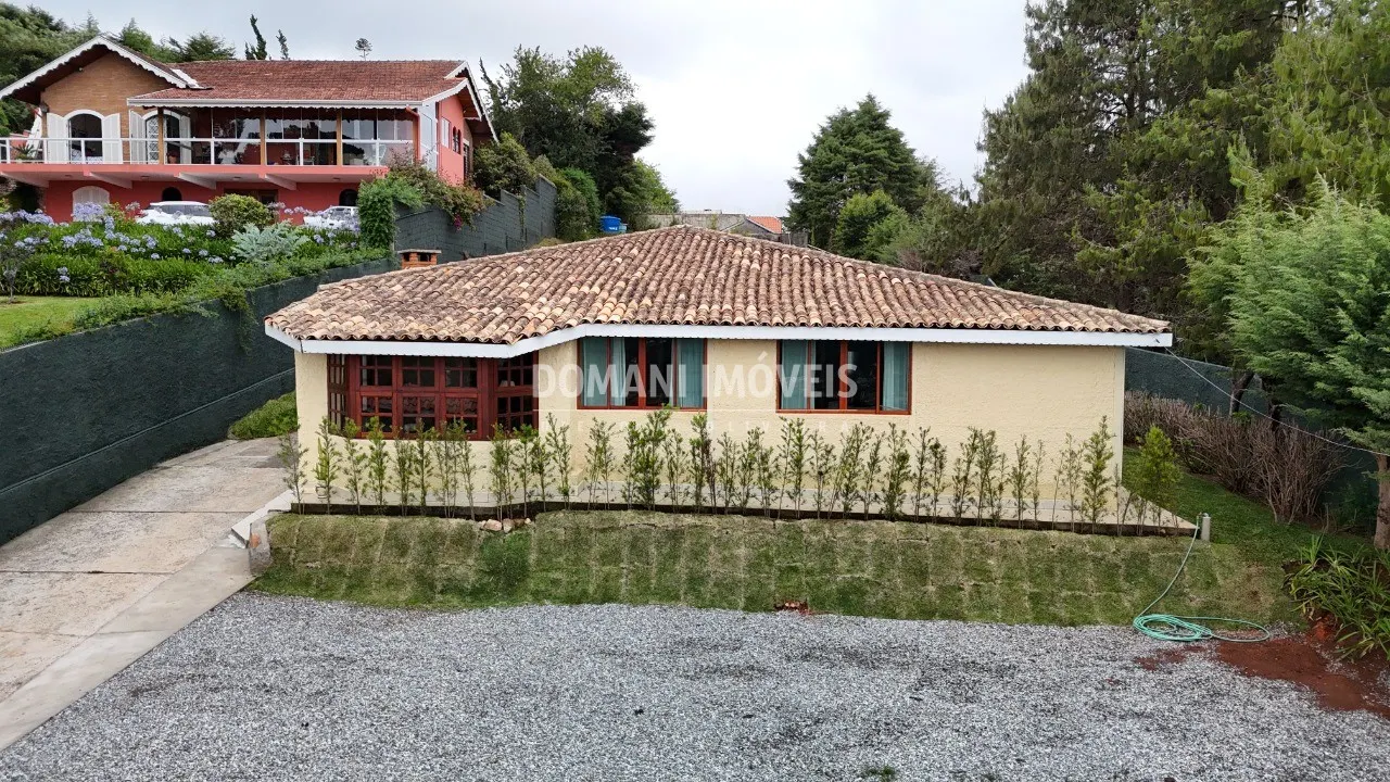 Casa à venda de 1.210 m² em Campos do Jordão, SP, Brasil