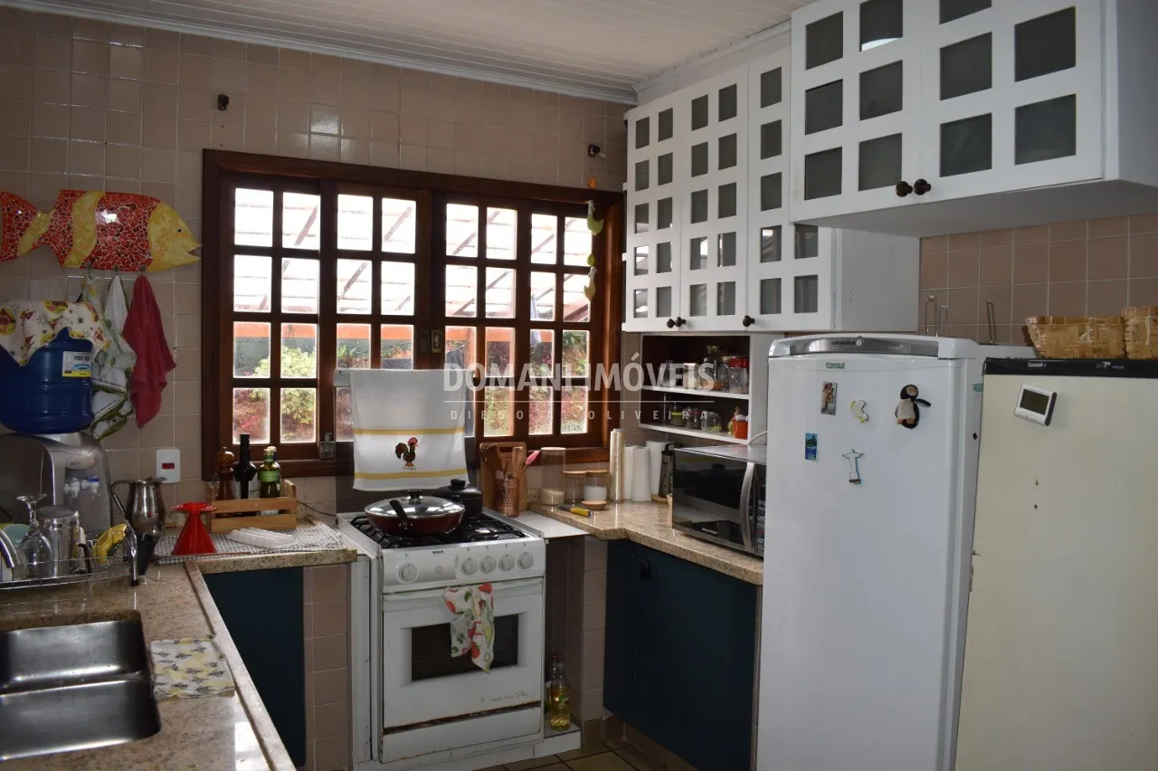 Casa à venda de 1.210 m² em Campos do Jordão, SP, Brasil
