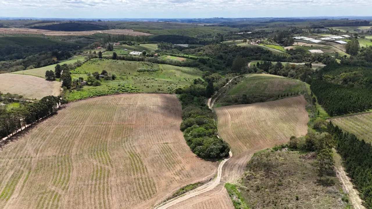 Fazenda à venda de 24 ha em São Miguel Arcanjo, SP, Brasil