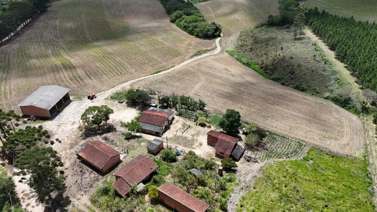 Fazenda à venda de 24 ha em São Miguel Arcanjo, SP, Brasil