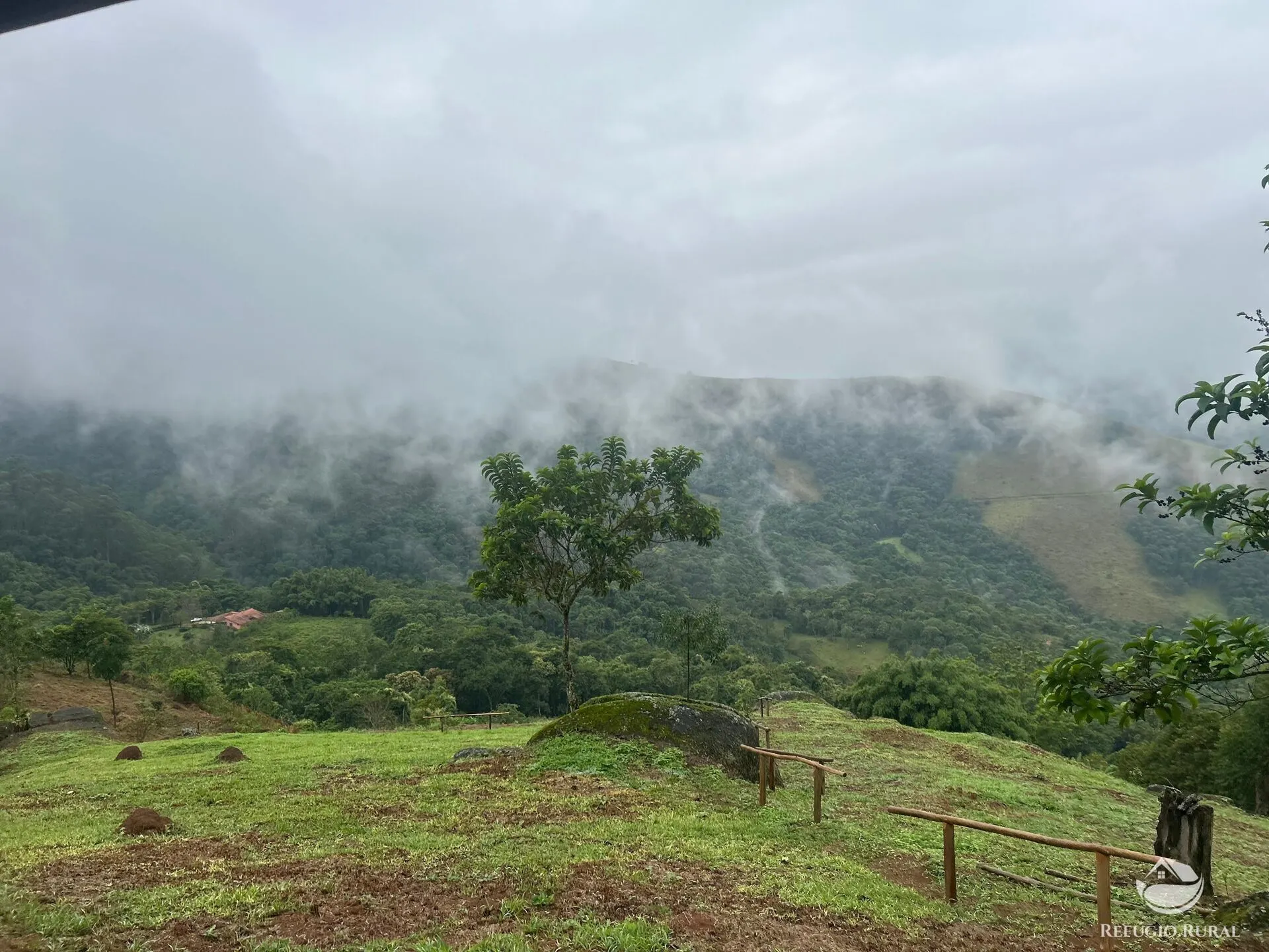 Chácara à venda de 2 ha em São José dos Campos, SP, Brasil